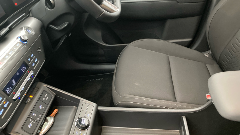 Hyundai KONA 115kW Advance 48kWh 5dr Auto Electric Hatchback